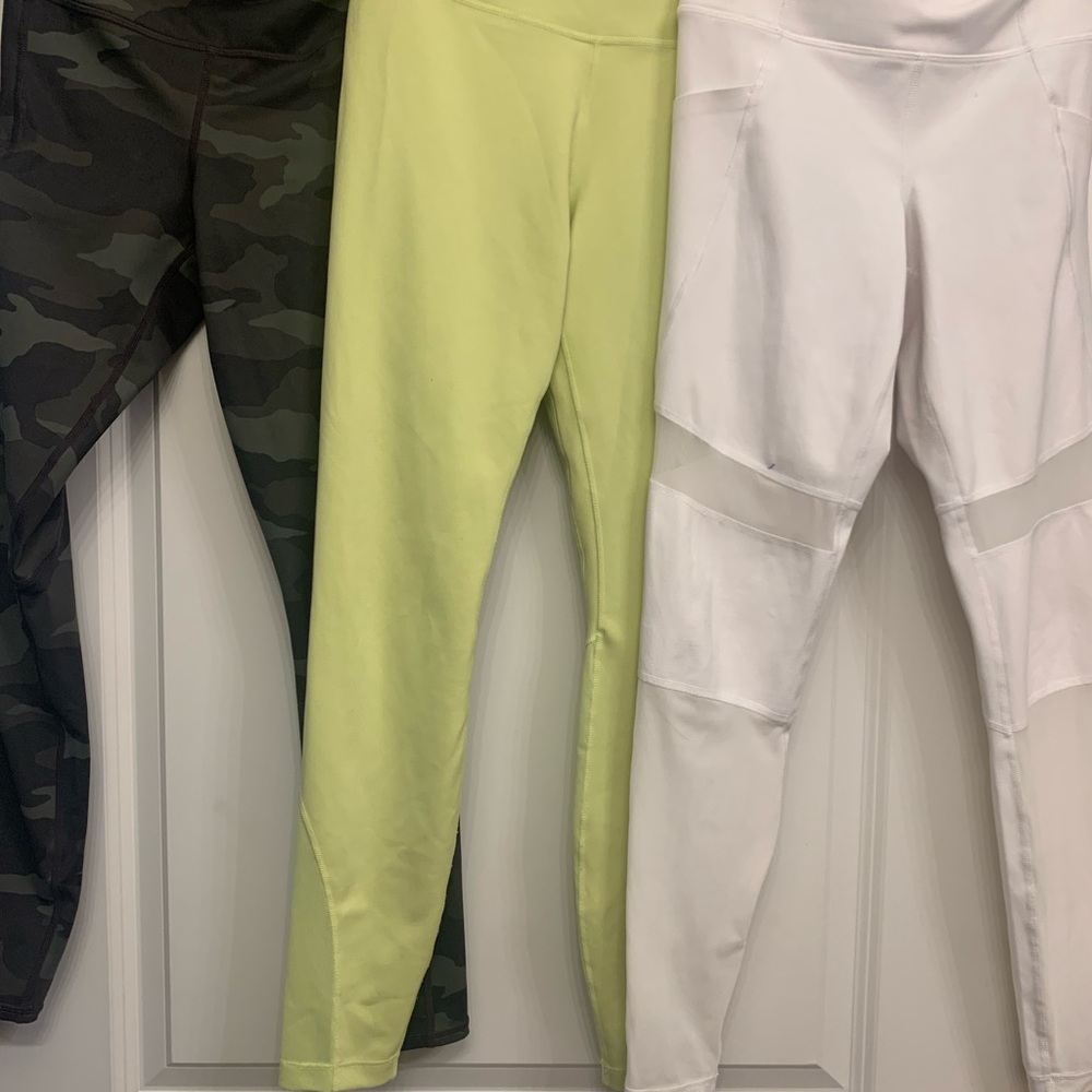 Athleta Green Camouflage Leggings